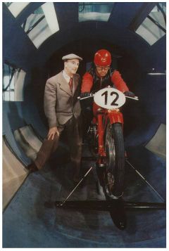Moto Guzzi: Wind Tunnel